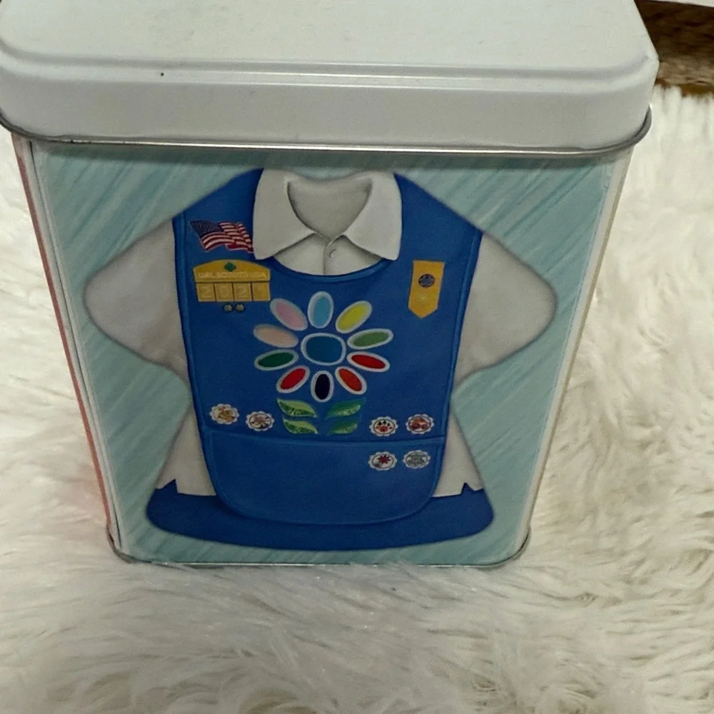 Girl Scouts Brown Storage Tin